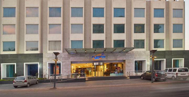 Hotel Platinum Rajkot Exterior photo