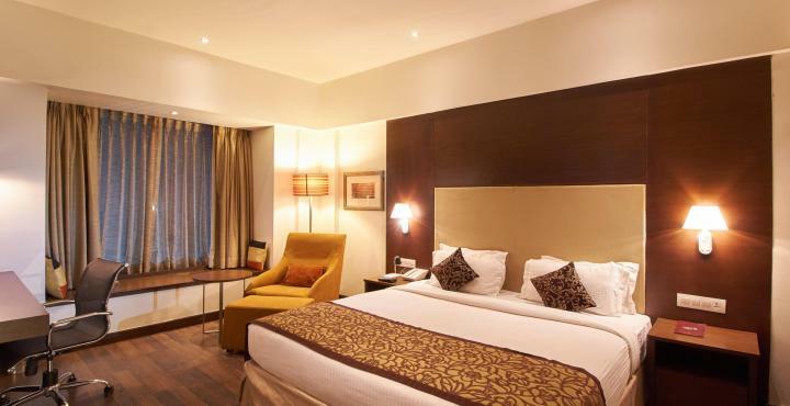 Hotel Platinum Rajkot Exterior photo